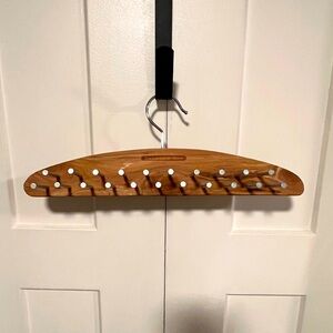 The Container Store 42-Peg Cedar Tie Hanger NWOT